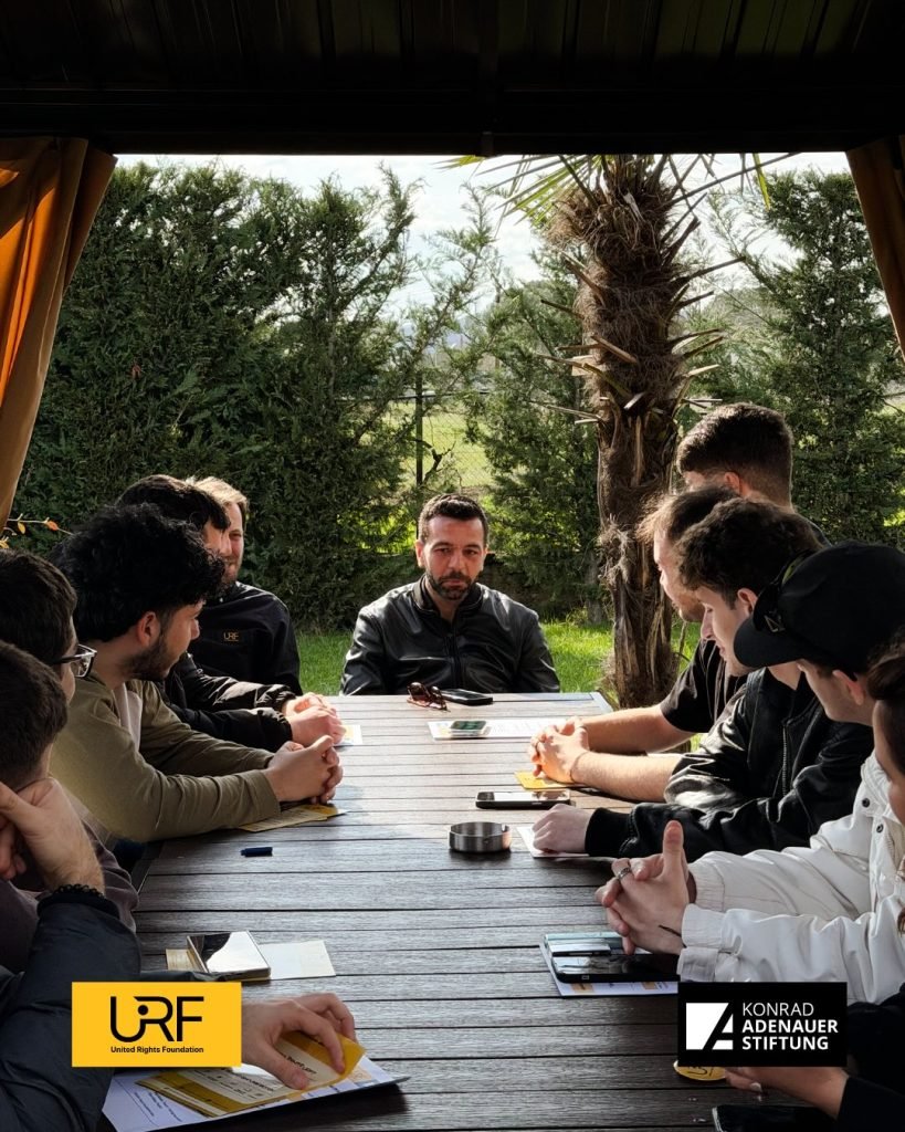 URF & KAS - “Nga heshtja në dialog: Eksplorimi i trashëgimisë së komunizmit në Shqipërinë rurale përmes filmit dokumentar Gladius” snapinsta.to 656156751 17975931548990808 5935501219583903020 n
